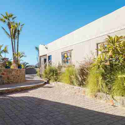 Location is Everything! Pool, Jacuzzi & Privacy! Hotel Exterior