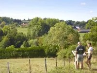 Gîte Unique Dans un Paysage Calme Avec vue Panoramique Hôtels à : Parfondeval