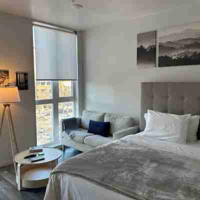 Stylish Midtown of Sacramento Luxurious and Spacious Studio at level 6 nice view Rooms