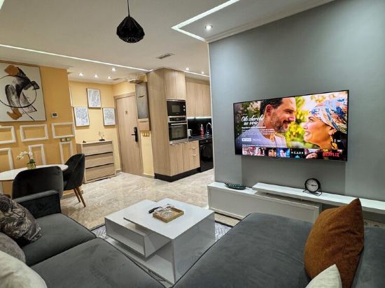 Luxury apartment in Agdal free Netflix and garage