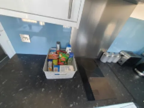 3  miles Ruislip - 1 mile Southall - 3 miles Northolt - B