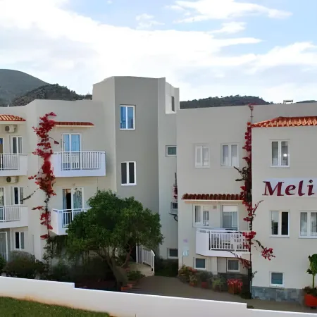 Melissa Apartments, Studios & Suites