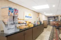 Days Inn by Wyndham Duluth Lakewalk - breakfast