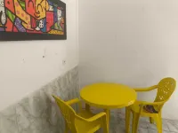 Happy - Hostels