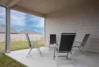 Comfortable Midterm 4BR in Manor Near Tesla & Samsung Furnished + Flexible Stays Hotels in Manor