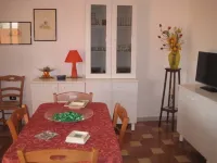 Detached cottage 200 m from the sea Hotels in Torre Lapillo