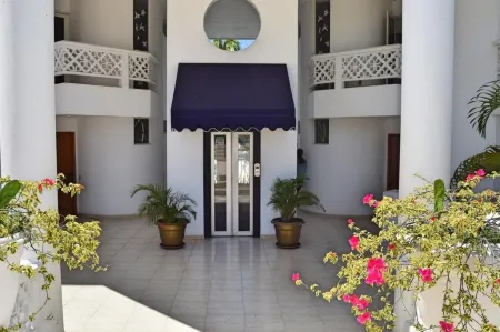 Hermoso Lagos del Peñon