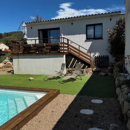 Petite Villa 6 Personnes - Piscine Privée - Corse du sud
