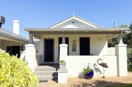 Charming peaceful apartment Отели рядом с достопримечательностью «PAC Park»