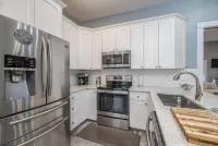 2-bedroom apartment in charming Hallowell with AC Hotels in Hallowell