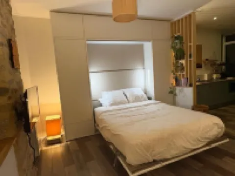 Charming studio with terrace in the heart of Vannes, 5 minutes from the port