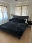 3-bedroom Apt in S. PHX 10 mins from Airport with WiFi, AC ミステリーキャッスル周辺のホテル