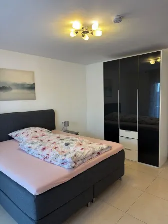 Spacious apartment in the Palatinate Forest with terrace Отели в г. Клаузен