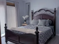 Luxurious 4-bedroom house 30min near downtown Chicago Hotels in Burbank