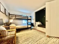 Renovated Apartment on Main St. Hotels in Salisbury