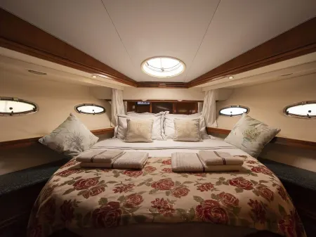 Luxury Motor Yacht 6 pax capacity for Rent in Göcek, Fethiye | www.yachttogo.com Отели в г. Gocek