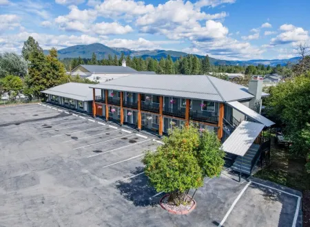 Sandman Motel Отели в г. Либби