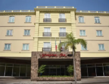 Hampton Inn by Hilton Tampico – Zona Dorada Hotels in 