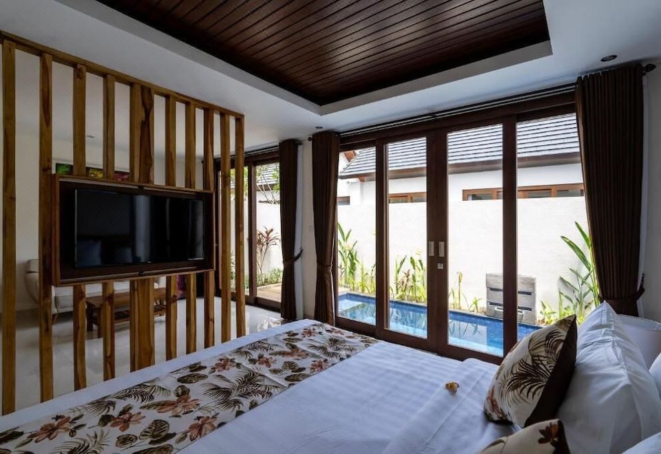 An Exclusive Location in the Heart of Famous Jalan Raya Kuta