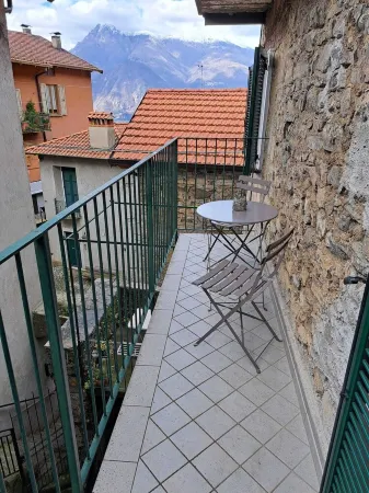 MARIO'S HOUSE, near to VARENNA Отели рядом с достопримечательностью «Кастелло ди Вецио»