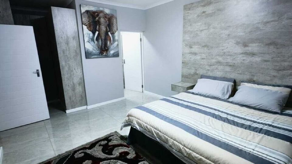 Lovely 2-bedroom apartment in Port Shepstone.