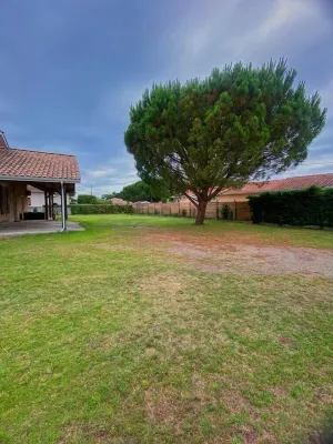 Vacation home in Audenge in the heart of the Arcachon basin Hotels in Audenge