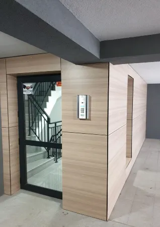 "The Two Twins" New Two-Bedroom Guest Apartment - 5, Varna, Bulgaria Отели рядом с достопримечательностью «Приморский парк»