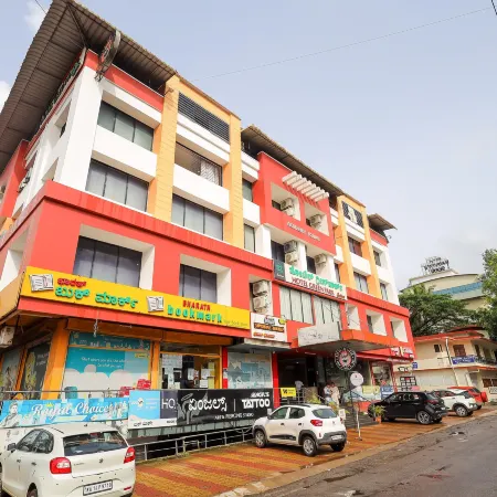 Hotel Green Park Suites
