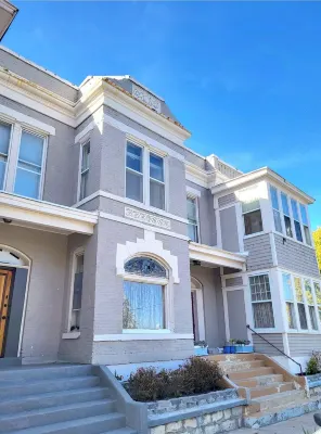 3bdr Apartment in Museum Hill - #2