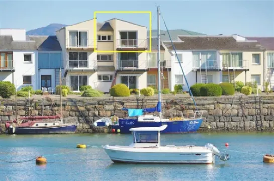 Harbour Haven: Spectacular Views