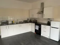 Large, furnished 4 bedroom apartment suitable for workmen and teams