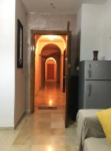 Renovated S + 1 apartment with collective swimming pool