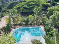 Dive in to our pool and feel the breeze at Mbibo House in the Shela sand dunes Hoteles en Shela