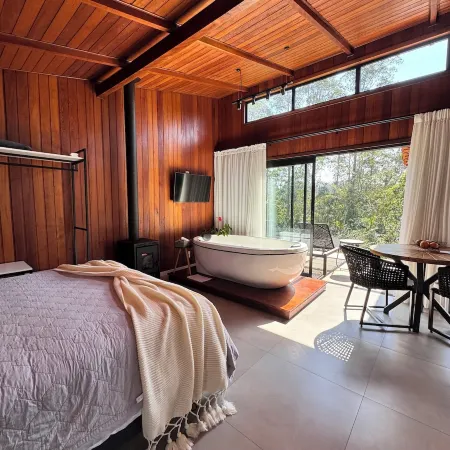 Pomeranian Valley Cabin. Cozy cabin in the European Valley - Pomerode