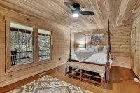 Church Farm cabin is a cozy cabin for an unforgettable stay in central Alabama