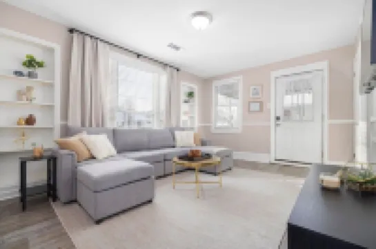 2BR house minutes from Holston Valley & Eastman