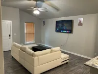 Beautiful new 3-bedroom townhome in Odessa with AC, WiFi. Enjoy your stay