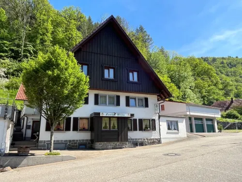 Gemütliche Ferienwohnung für 2-3 Personen mit Großer Sonnenterasse Hotels in Wolfach