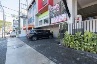 أسوين هوتل ماكاسار فنادق في Makassar District