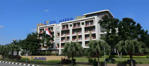Soll Marina Hotel & Conference Center Bangka - Pools