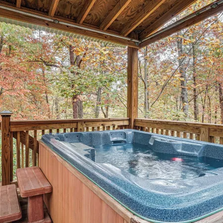 Spacious Home in Helen w/ Porch & Balcony!