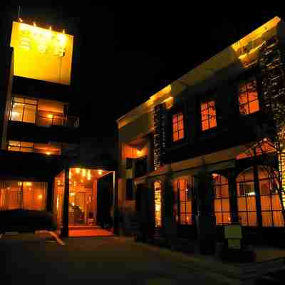 ホテル三吉野別館 Hotel Exterior