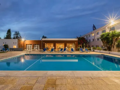 Novotel Setubal Hôtels à : 