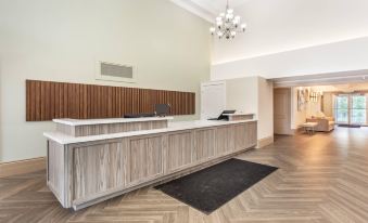 Velora Hinton, an Ascend Collection Hotel