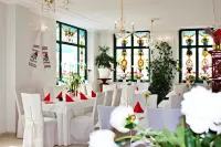 Ratskeller Hotel & Restaurant Lindow Hotels in Neuglobsow