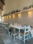 Seaside Retreat & Hotel - breakfast