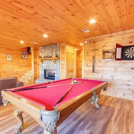 Gorgeous Blue Ridge Mountain Retreat Deck and View!