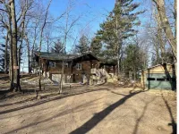 Lucky View Lodge Log Cabin on Big Butternut Lake Luck, WI 3 acre 300ft lakeshore