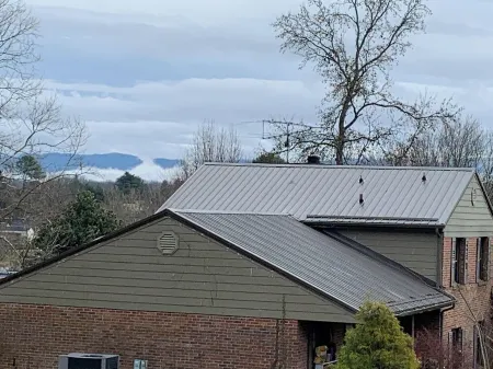 Lake w fish, paddle boat cave, horses, BMS, Music Museum skating Bowling, Casino