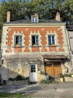 Le Petit Nice Charming semi-troglodyte house. Hotels in Vouvray